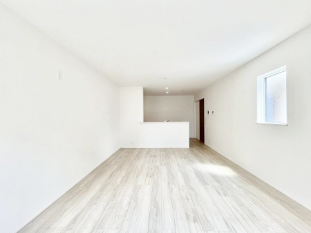 ̑ρ@`Living`@Ƒ̐HĉقAqǂV΂AFl肷LDK͏Z܂̒SBԉ߂ꏊA̋Ԃ͏Z܂Ŝ̋SnE܂B