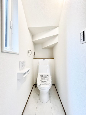 gC@Q`Toilet`@̂鐅gC̓EHVbgtłgC͖g킴𓾂Ȃ́BۂłˁBgC2̂Œ̍Gɕ֗łI