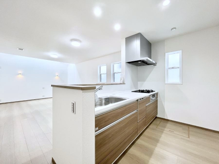 Lb`@Q`Kitchen`@LĎg₷Lb`ȂƑłɗAЕtԂȂłႢ܂[Ղ肠̂ŁAƐȈۂۂĂ܂B