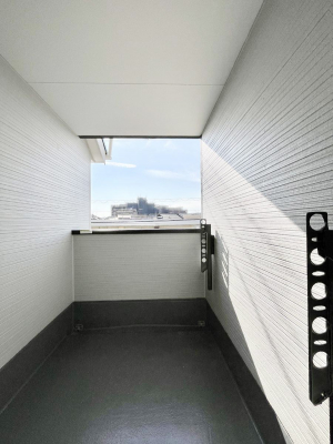 oRj[@`Balcony`@Ci[oRj[͐󕨂Xy[XƂċ}ȉJŐ󕨂GĂ܂̂hł܂`FAł낢AĂɂ͎Cɂrj[v[y߂܂ˁ