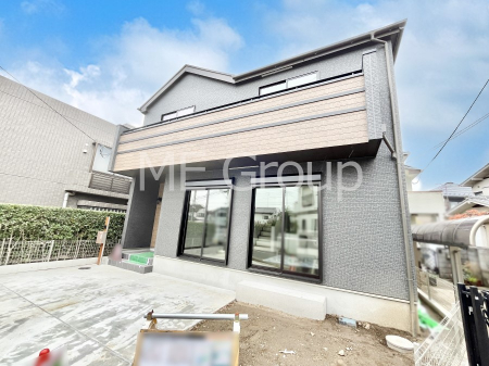 nOώʐ^@Oρ`Exterior`ՐÂȏZnŎqĉƑɃsb^B̂UKȗ΂Ɍb܂ꂽGAŁARɕ܂ꂽ₩ȕ炵邽߂́AƂ肠ZĂ܂B