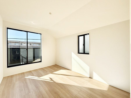 ���̑����ρ@�o���R�j�[���J�������v���X���Ă����m��