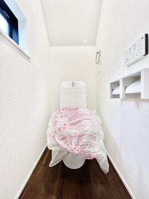 �g�C���@�g�C����1�K��2�K���ꂼ��ɔz�u����Ă��ĂƂĂ��֗��ł��B 