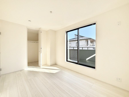 ���̑����ρ@�o���R�j�[���J�������v���X���Ă����m��  