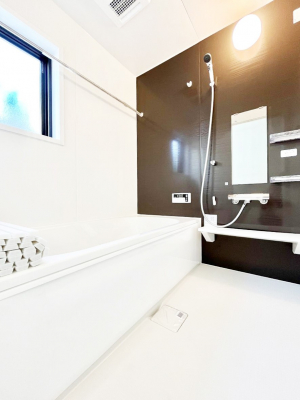 �����@����̔�������Ă���閾�邢�������̂���o�X���[��