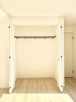 ���[�@�����Ղ�̎��[�X�y�[�X�ŉ��K�ɕ�点���� 