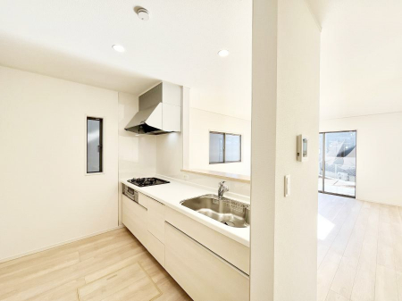 �L�b�`���@������1�������`Kitchen�`  ���r���O�����n����J�E���^�[�L�b�`���B  ���������Ȃ���Ƒ��ƃR�~���j�P�[�V�������Ƃ�邾���łȂ��A�傫�ȊJ���������邱�Ƃ��ł��܂��B