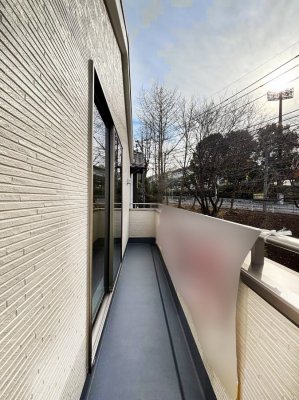 �o���R�j�[�@�����`Balcony�`  �o���R�j�[�͉������z���������݁A���z�c����󕨂��C�����悭�������Ƃ��ł��܂��B  �g���₷���J���I�ȃo���R�j�[�ł����z�����������Ղ�~�蒍���A�o���R�j�[�t���Z�܂��B  