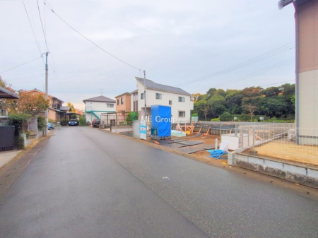 nOώʐ^@OʓHF F 쐼 9.78m Ak 6.02m OʓH͊ՐÂȏZn͂Ԓʂ̏ȂHBs_Enŵ]́ACyɂ₢킹I