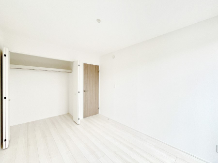 �q�������@�g���₷���`�Ńx�b�g��Ƌ�̒u�����ɂ����邱�Ƃ�����܂���B 