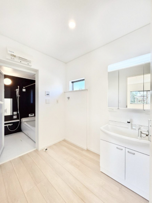 ���ʑ�E���ʏ��@������������ʉ��ώ��Œ��̐g�x�x�����K