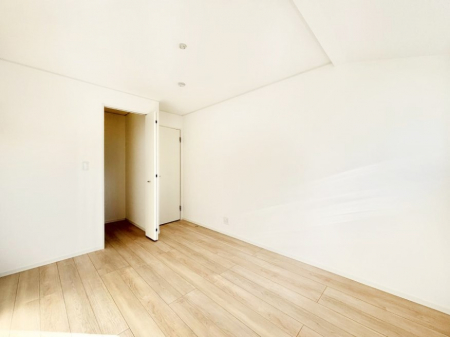 �Q���@�E�H�[�N�C���N���[�[�b�g�����邨�����B�G�߂��Ƃ̓���ւ����s�v�ŕ֗��ł��I