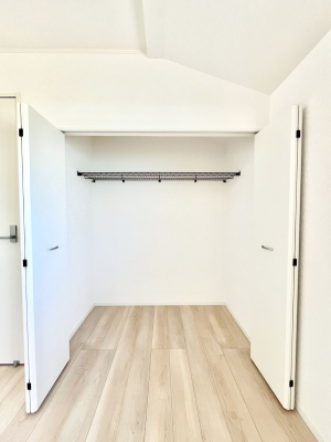 ���[�@�����Ղ�̎��[�X�y�[�X�ŉ��K�ɕ�点���� 