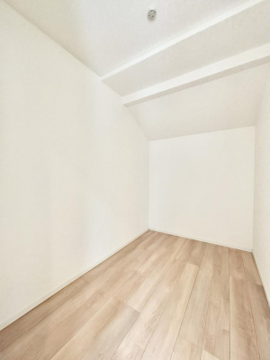 ���[�@2�K�T�[�r�X���[���B���[�E�e�����[�N�E��X�y�[�X�ȂǑ��ʂȎg�������ł��܂��B