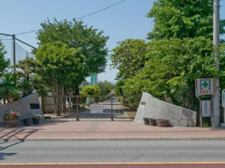 ���ӊ��@���w�Z 2500m ���s���x�����w�Z