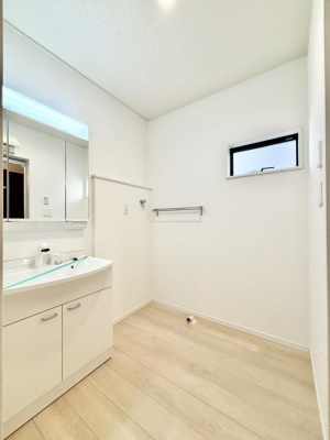 ���̑��@���������Ă���̂Ŏ��C�̑����ꏊ�ł����C���\���s���܂��B�����̐g�x�x���C�����ǂ��I