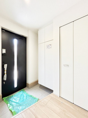 ���ց@�����`Entrance�`�@�Ƃ̒��ł��q�l���}����ŏ��̏ꏊ�ł��錺�ւ́A�Ƃ̈�ۂ��̂��̂ł��I�L�x�Ȍ��֎��[�ŁA����Y��ɕۂ��Ƃ��o���܂��􌺊ւɂ͂����Ղ���[�̉��ʔ��������I