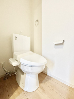 �g�C���@�����`Toilet�`�@�Y��E�X�b�L���E���K�ȃE�H�V�����b�g�t�g�C���ł��낰���Ԃł��B�g�C���͖����g�킴��𓾂Ȃ����́B����������ۂ������ł��ˁB�g�C����2��������̂Œ��̍��G���ɕ֗��ł��I