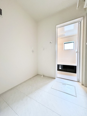 ���̑��@���ʑ�X�y�[�X�ƒE�ߎ��͂��ꂼ��Ɨ��B���Ƒ����������ł����ʑ�������p�ł��܂��B