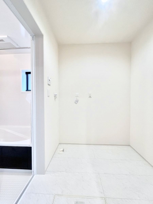 ���̑��@��Ƃ�̐��ʃX�y�[�X�Œ��̐g�x�x�����N���N  