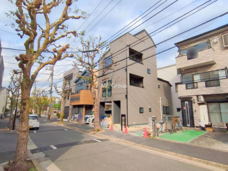 nOώʐ^@OʓHF 9.09m OʓH͊ՐÂȏZn͂Ԓʂ̏ȂHBԂ̏o炭炭łIs_Enŵ]́ACyɂ₢킹I