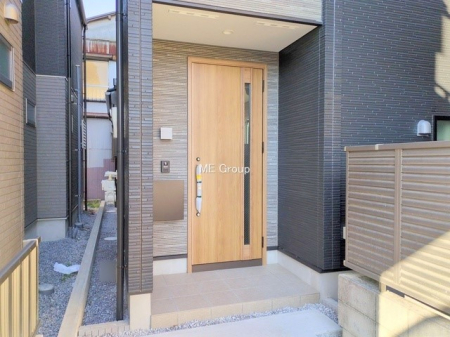 ց@Oρ`Entrance`@ւ́Aq}łAƑo肷ł̂ŁůvƂĂ΂dvȏꏊIƖ邭Ałqlo}ł悤Ȑ݌v܂I