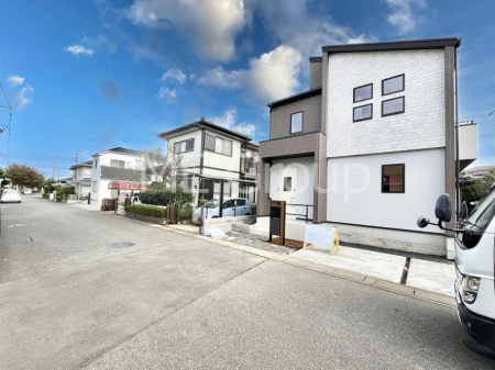 nOώʐ^@Oρ`Exterior`@OʓH͊ՐÂȏZn͂Ԓʂ̏ȂHBԂ̏o炭炭łIs_Enŵ]́ACyɂ₢킹I