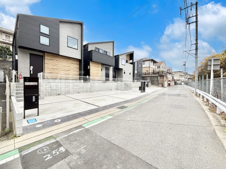 nOώʐ^@Oρ`Exterior`@OʓH͊ՐÂȏZn͂Ԓʂ̏ȂHBԂ̏o炭炭łIs_Enŵ]́ACyɂ₢킹I