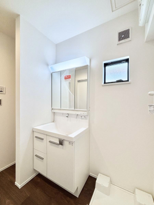 ʑEʏ@傫₷OʋŐʑ́AgȂ݃`FbN┧̂ɂ߂łB 