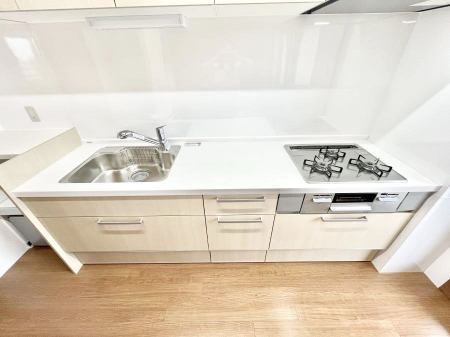 Lb`@̂ŉƑ̏Ί炪L܂  