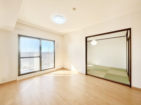 ̑ρ@אڂ̘aJ΂ɍLXԂ