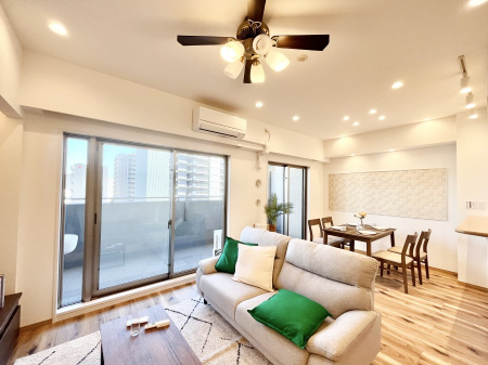 rO@ƑꏏɂHy݂ȂLXrO_CjO 