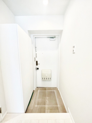 ���ց@���ւɂ͎��[�������Ղ肠��̂ŃX�b�L�������q���I�ȋ�Ԃ�ۂĂ���