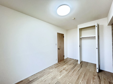 �Q���@�g���₷���`�Ńx�b�g��Ƌ�̒u�����ɂ����邱�Ƃ�����܂���B   