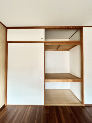 ���̑����ρ@���q�p�z�c��G�ߗp�i������������[�ł��鉟��������܂��B