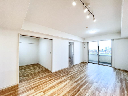 ̑ρ@傫ȑ炽Ղ̗zƕ郊rO  