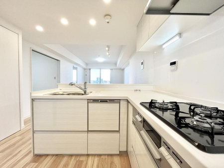 Lb`@ƓX[YL^Lb`B̂yKɁB