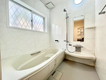 �����@����̔�����₷��؂ȃo�X�^�C���B�������Ƃ����C���y����Ŕ����Ƃ肽���ł��ˁI  