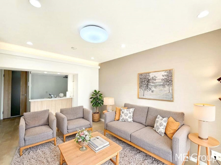 rO@͋Ĉkcj͉Ƒ݂Ȃ̉Kԁ@ƋCGł