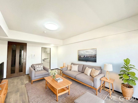 rO@͋Ĉkcj͉Ƒ݂Ȃ̉Kԁ@ƋCGł