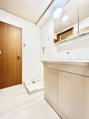 ʑEʏ@X^COɕ֗ȎOʋA~[LrlbgōׂXbL