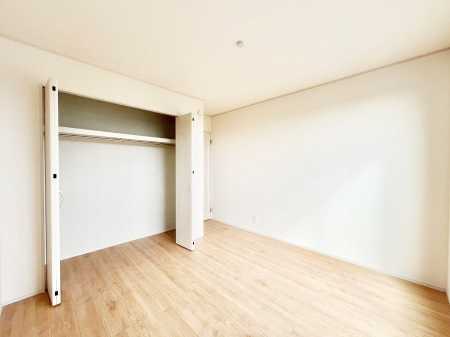 Q@A`Bed Room`ɂ͎[N[[bgIiĝm⏬͂AGߕ̂mȂǂƐڂ܂܂B  ԂLgpł܂ˁB