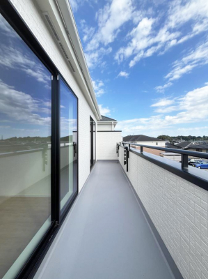 oRj[@A`Balcony`oRj[͉z݁Azc󕨂C悭Ƃł܂B  g₷JIȃoRj[łzՂ~蒍AoRj[tZ܂B  