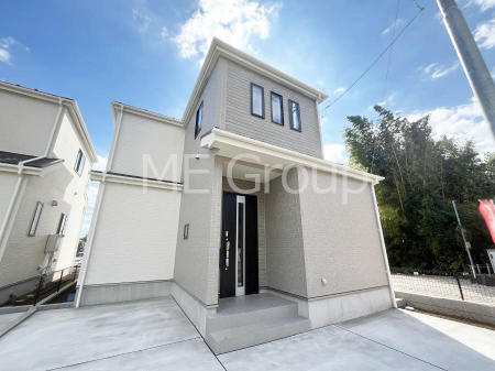 nOώʐ^@OρA`Exterior`ՐÂȏZnŎqĉƑɃsb^B  ̂UKȗ΂Ɍb܂ꂽGAŁARɕ܂ꂽ₩ȕ炵邽߂́AƂ肠ZĂ܂B