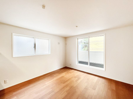 ̑ρ@`Living`@̂QKrO̓vCx[gAĕ点܂BƂ肠炵ƐSn悢ZaґȎԂƑ݂Ȃł߂B