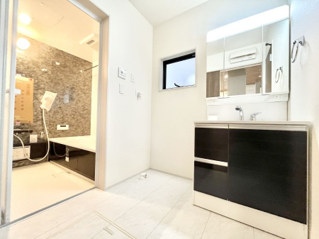 ���̑��@�������̂�����K��Ԃł��B�����̐g�x�x���C�����ǂ����g�������܂��B 