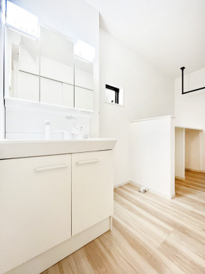 ���̑��@�L�X�Ƃ�Ƃ�̂��郉���h���[�X�y�[�X