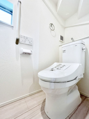 gC@gC͈ŜQӏĨo^o^SłB 