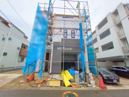 ���n�O�ώʐ^�@�`Exterior�`�@���ӂɂ͊w�Z�┃���{�݂����萶���A�q��ĂɓK���������L�����Ă��܂��I�u�i�Z�n�v�Ƃ��āA�����̂����w�����ł͂Ȃ��A���ӂ̊���ʊw�ł���w�Z�ɂ��Ă������k���������I