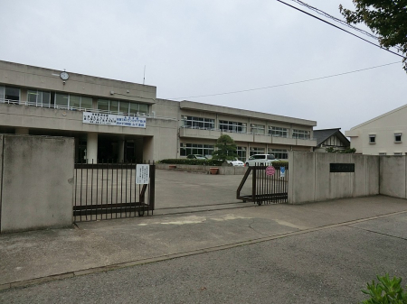 ���ӊ��@���w�Z 1500m �󐼎s���؊����w�Z